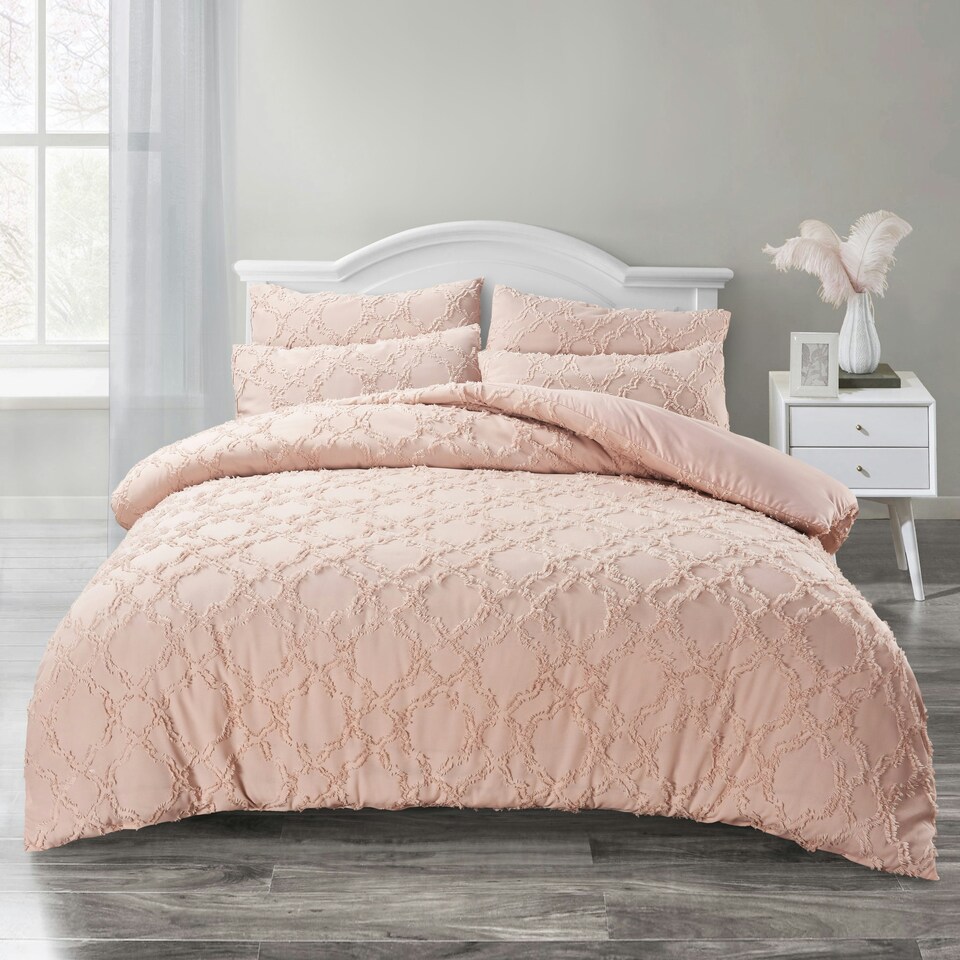 Intimates Ophelia Tufted Duvet Cover & Pillowcase Set Pink | Blush Pink | Single