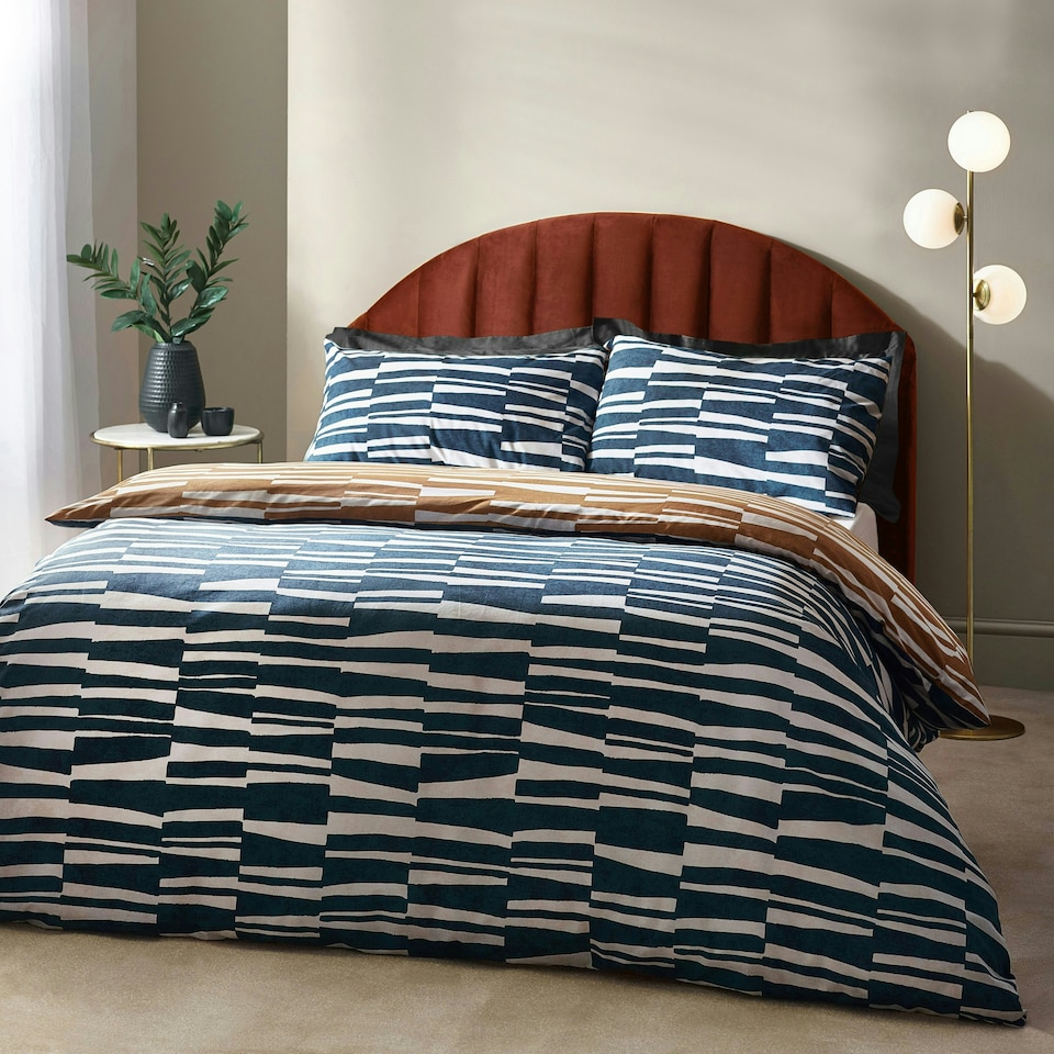 image 1 of Hoem Piper Abstract Cotton Rich Reversible Super King Duvet Cover Set