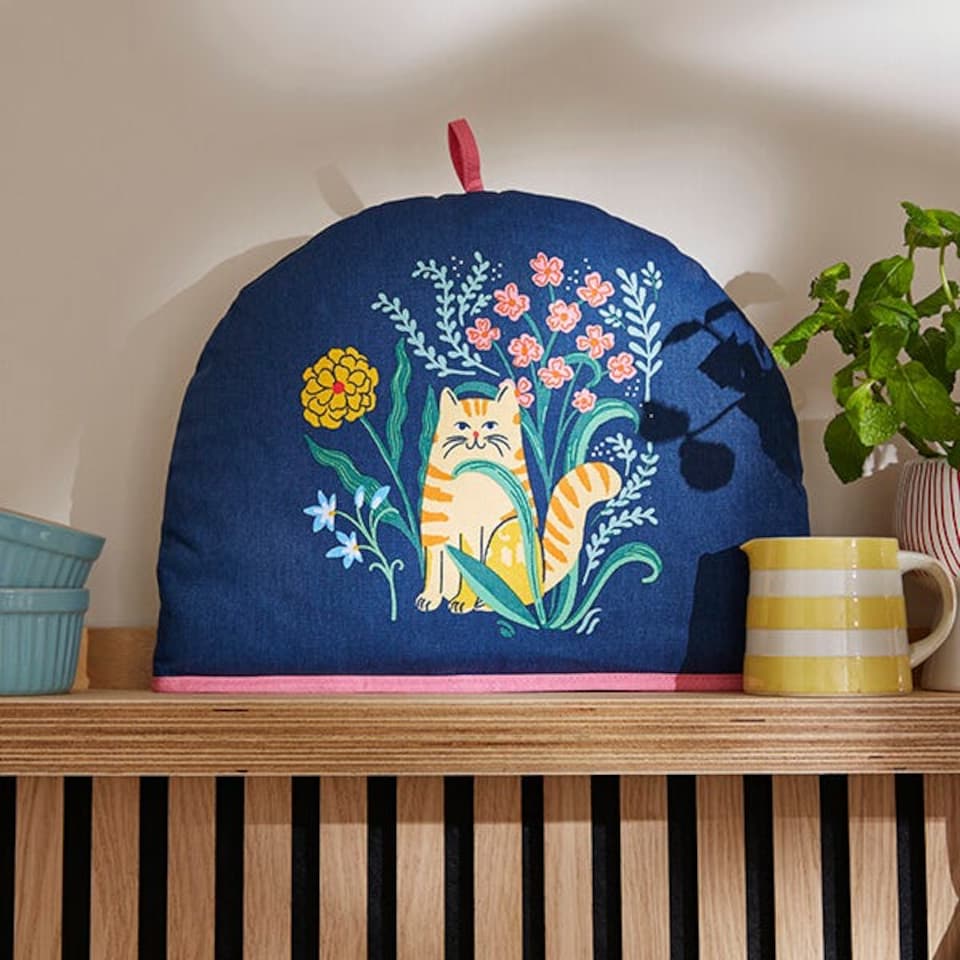 image 1 of Ulster Weavers Marmalade Meadow Tea Cosy