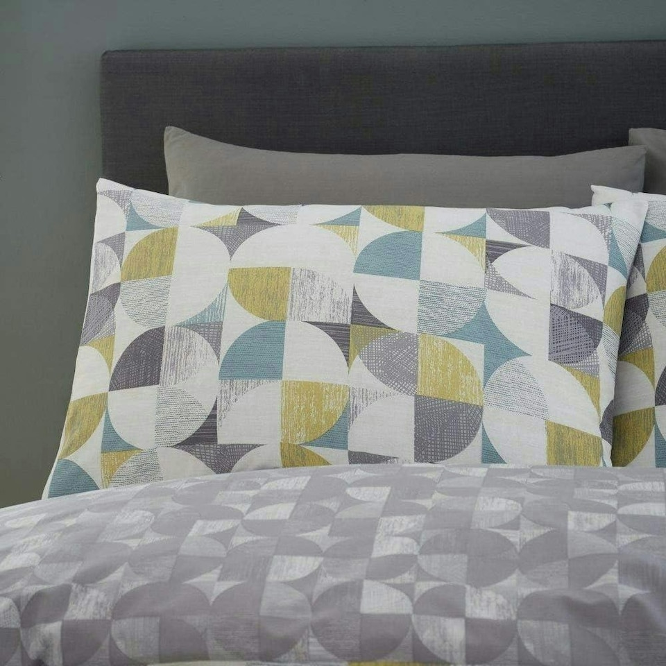 image 1 of Catherine Lansfield Retro Circles Multi Duvet Cover Set Multi | King