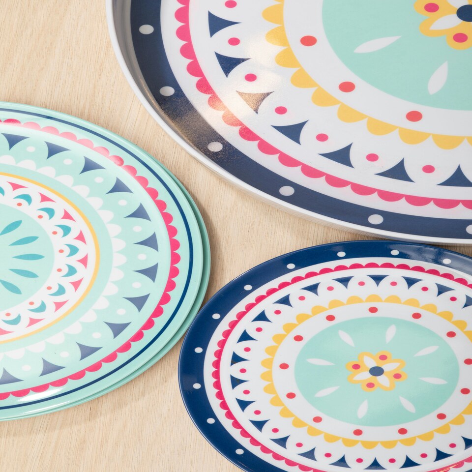 image 1 of Interiors by Premier Easily Gripped Bazaar Tray, Scratch Resistant Round Tray, Floral Outdoor Tray, Lightweight Dining Tray Multi