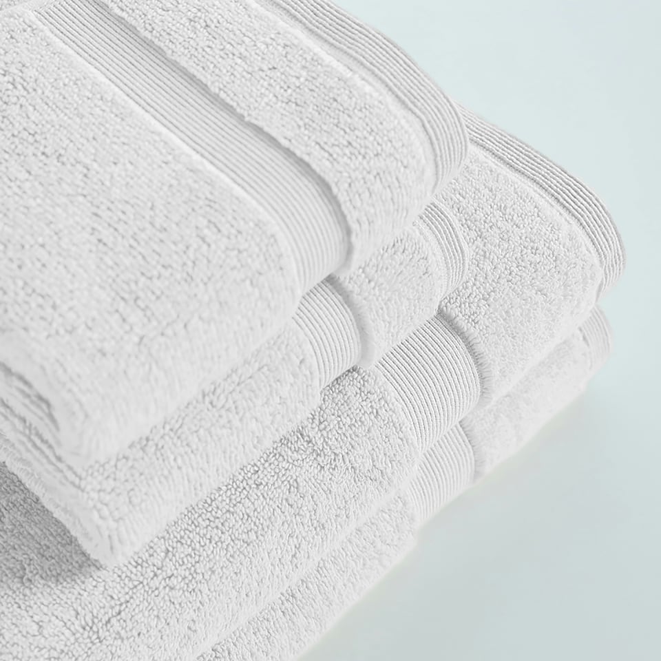 image 1 of Martex 100% Cotton Towel Bale - 2 face cloths & 2 hand towels - White White | Face cloth