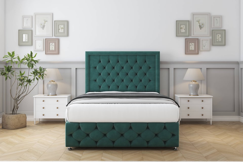 image 1 of Sloomy Vienna Emerald Plush Divan Bed With Mattress 2 Drawers Left Side With 26" Strutted Headboard & 12" Matching Footboard 5' King | Green | Emerald | King | 1