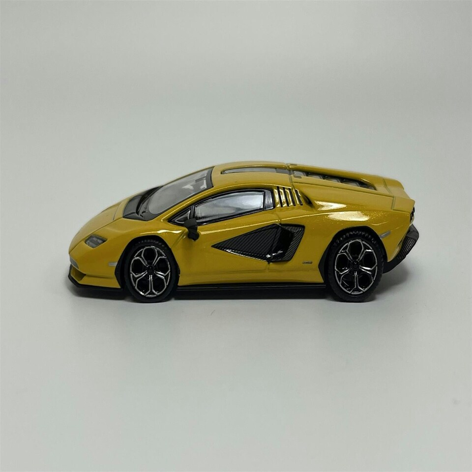 image 1 of Lamgorghini Countach LPI 800-4 New Giallo Orion LHD Mini GT MGT00733L