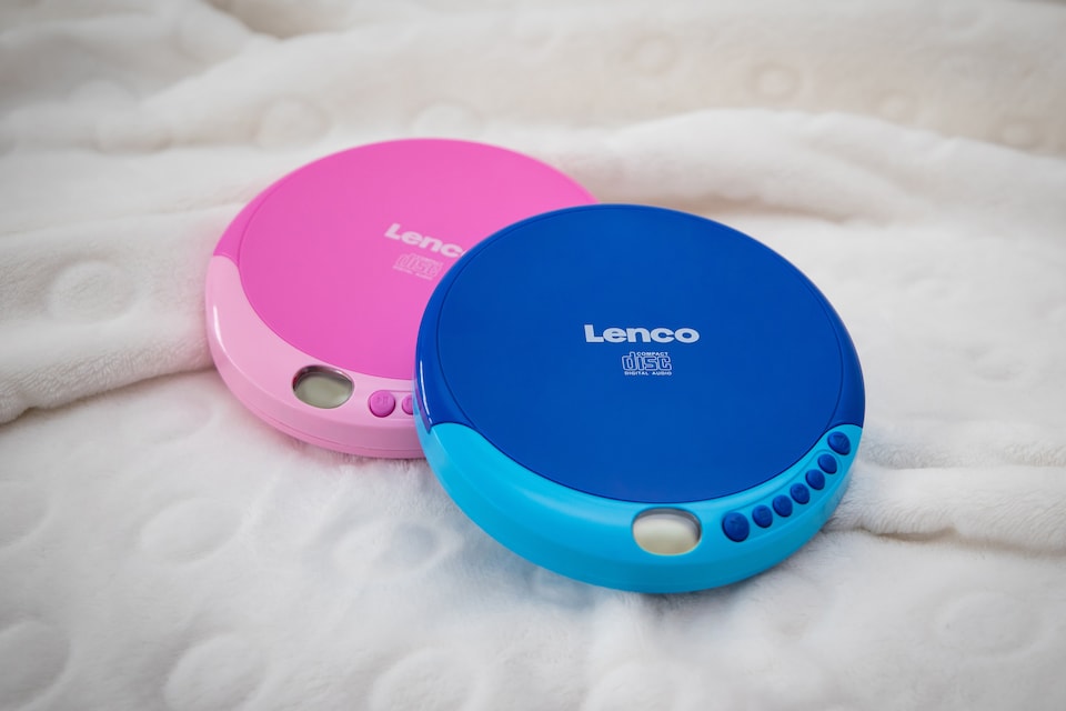 image 1 of LENCO CD-011BU - Portable CD player - Blue
