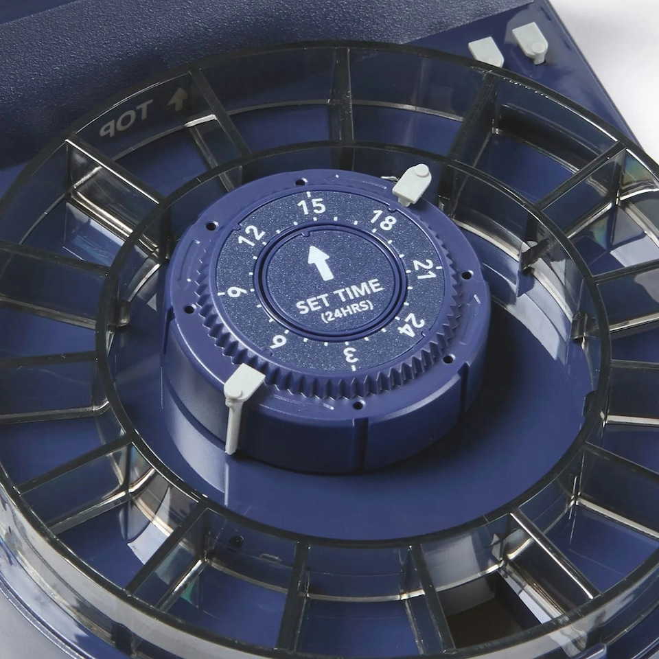 image 1 of Fish Mate 14-feed Automatic Aquarium Fish Feeder (F14) Blue