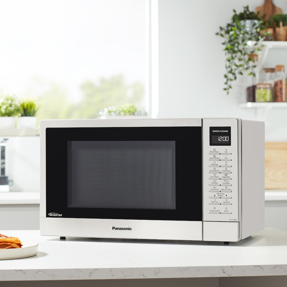 image 1 of Panasonic NN-ST48KSBPQ Solo Inverter Microwave Oven with Turntable with 25 Programmes and a Junior Menu, 1000 W, 32 L - Silver