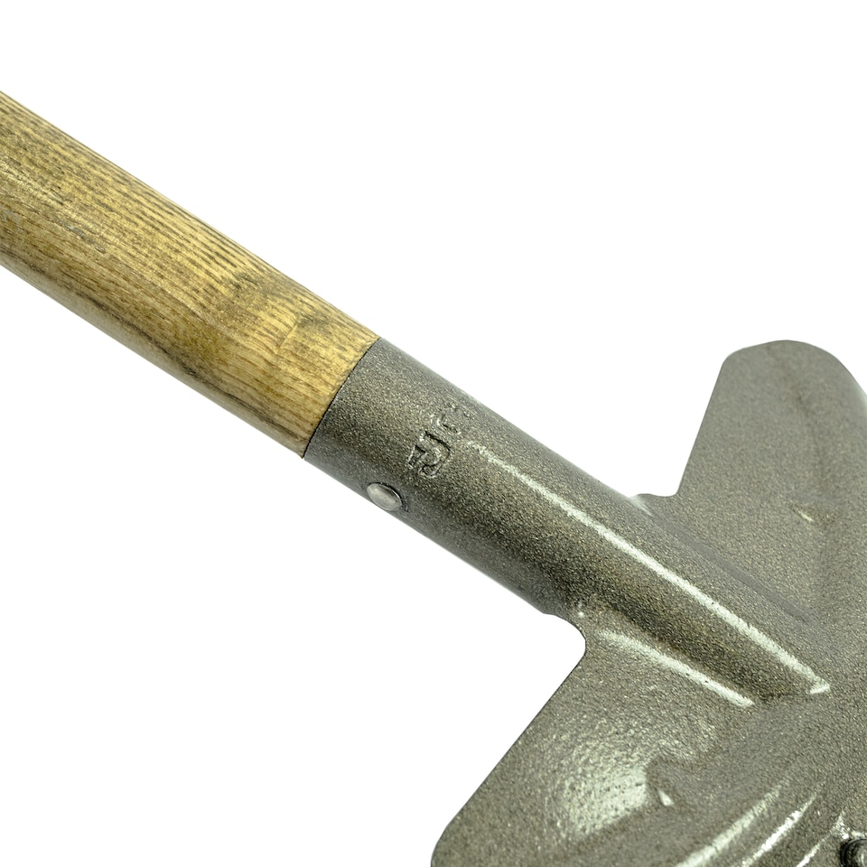image 1 of JCB 20 Teeth Heritage Lawn Rake 520mm Carbon Steel and Ash Handle Gardening Leaf Moss JCBHLR01