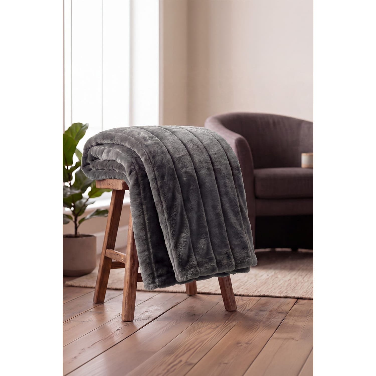 Hockley Grey Faux Fur Throw