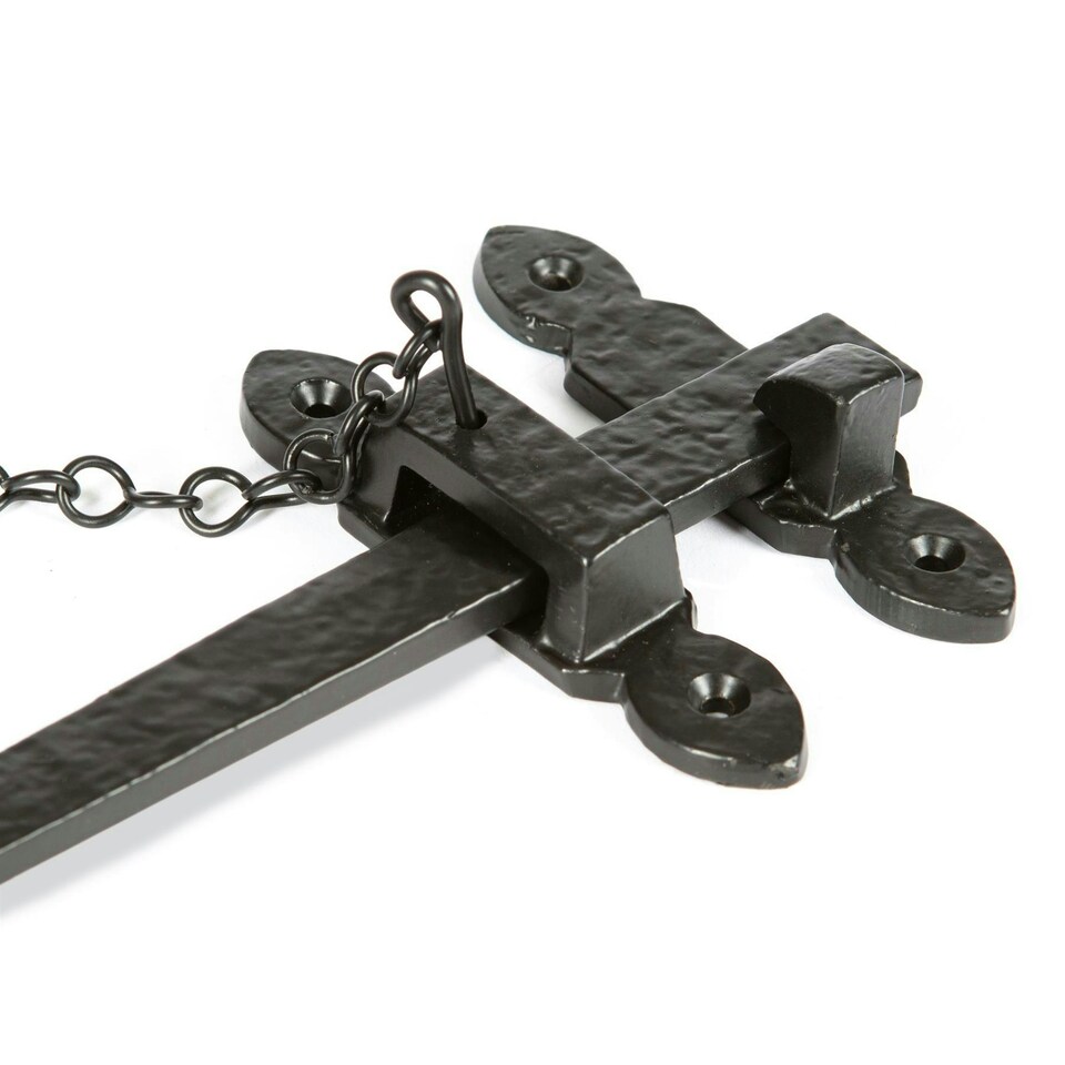 image 1 of Hammer & Tongs Arrowhead Suffolk Latch - H240mm - Black