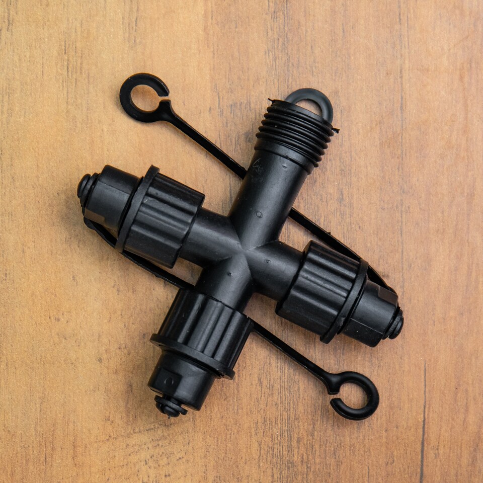 image 1 of 9cm x 10cm Black Plastic 3 Way Connector Max for Connectable String Lights