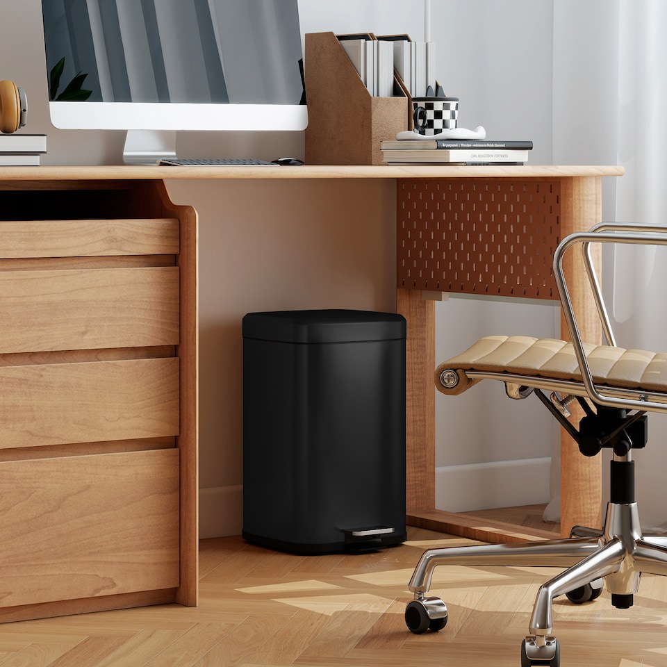 image 1 of HOMCOM 20 Litre Pedal Bin, Fingerprint Proof Kitchen Rubbish Bin with Soft-close Lid, Foot Pedal and Removable Inner Bucket for Recycling and Waste, Black | Black | 1