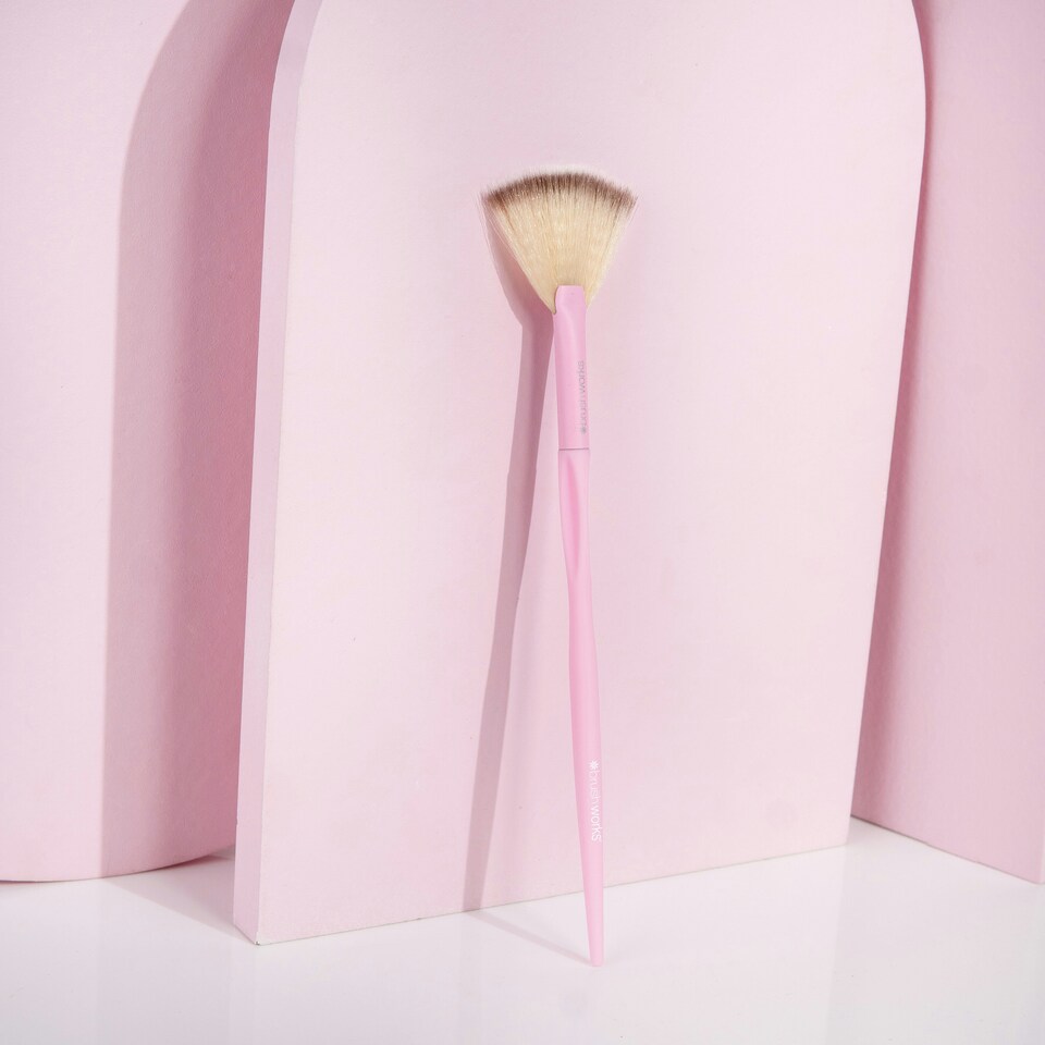 image 1 of Brushworks Fan Brush