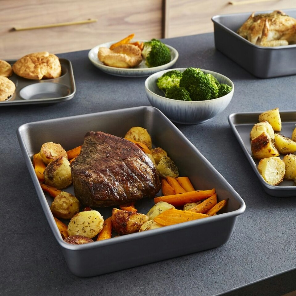 image 1 of Morphy Richards Yorkshire Pudding Tray, Oven Tray and Roasting Tin Set
