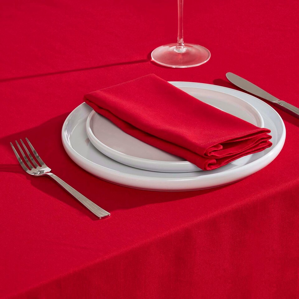 image 1 of Homescapes Red Tablecloth - 178 x 300 cm Red