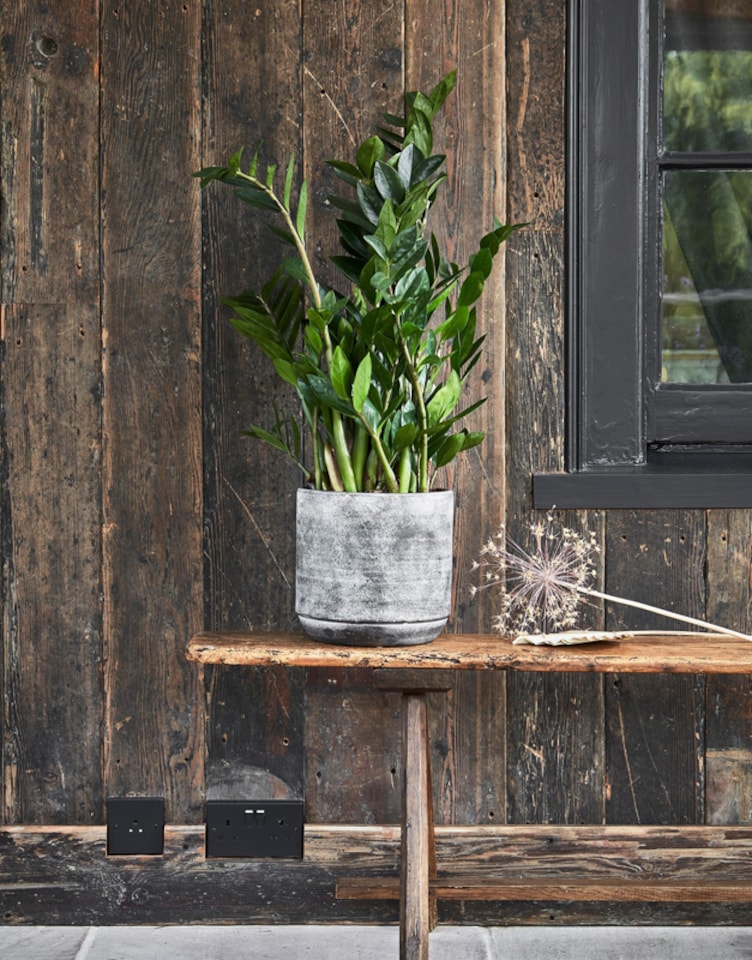 image 1 of Tivoli Planter - Cement - L26 x W26 x H25 cm - Earth | Multi