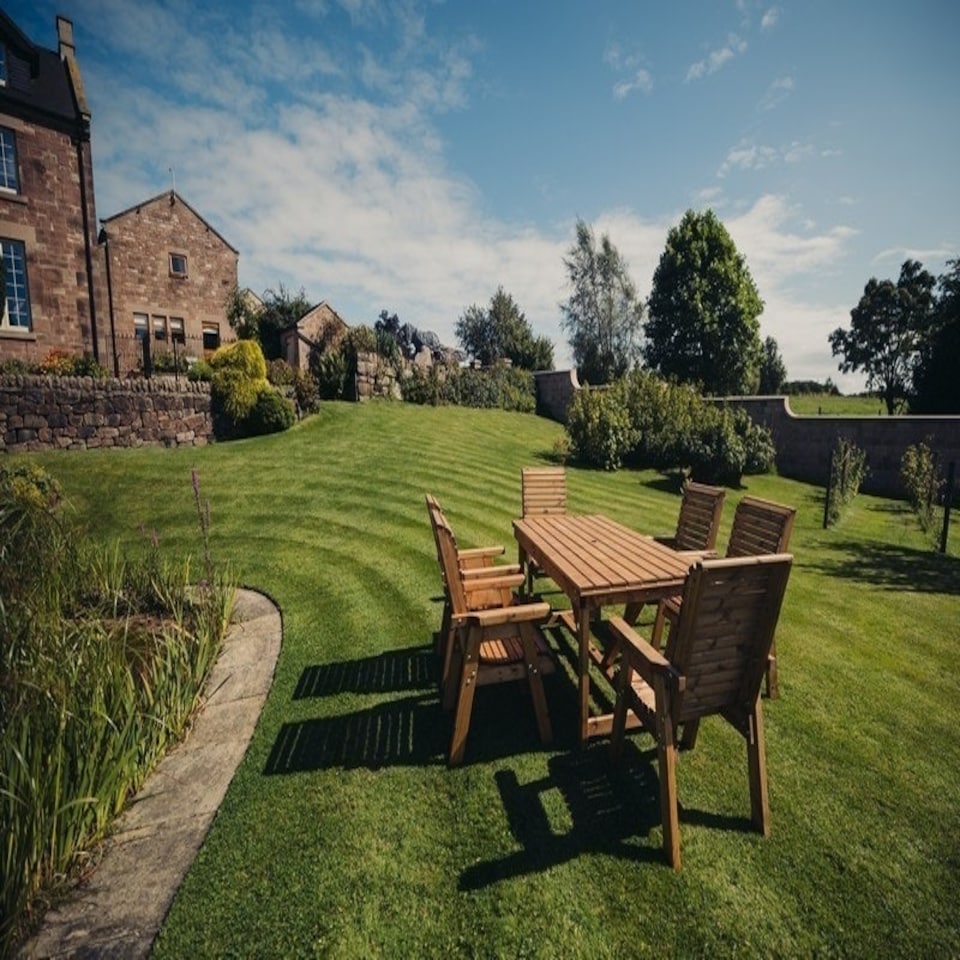 image 1 of Valley 6 Seater Set 6XC - Timber - L220 x W330 x H95 cm - Garden Furniture - Minimal Assembly Required