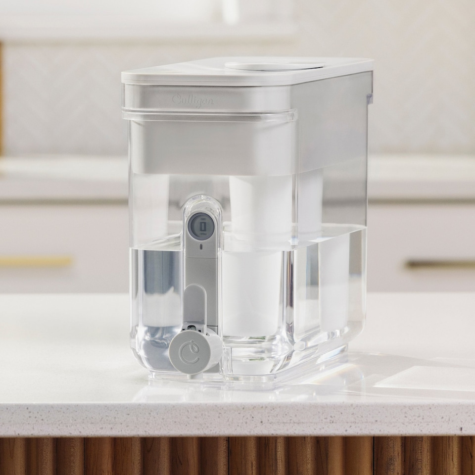image 1 of Culligan ZeroWater 7.5L Water Filter Dispenser