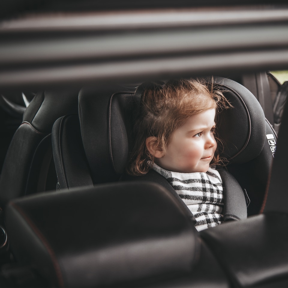 image 1 of Red Kite HOOP 360 Car Seat | Black | Black | One Size | 1