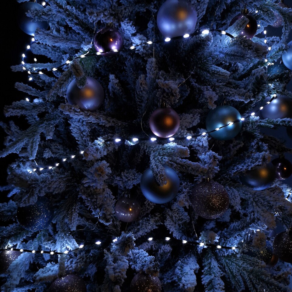 image 1 of 17.5m Indoor Outdoor Flexibrights Christmas Lights with 500 White LEDs
