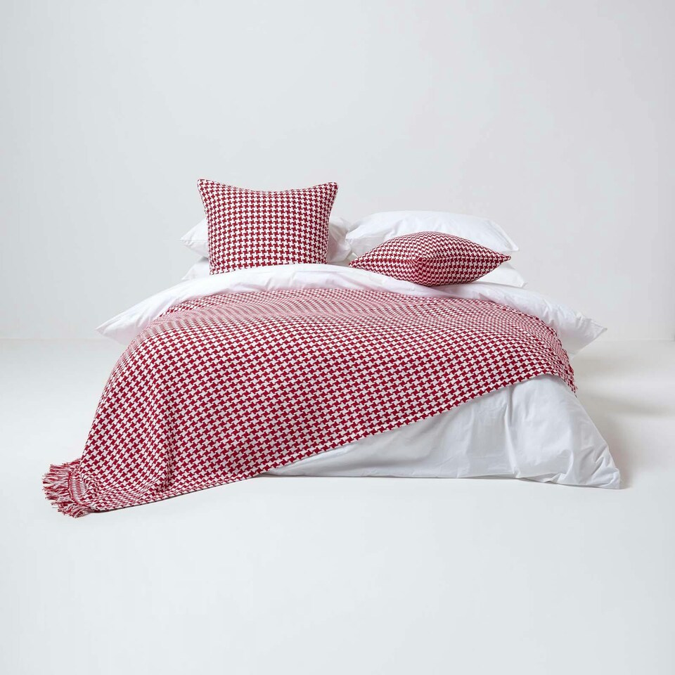 image 1 of Homescapes Houndstooth Cotton Cushion Cover Red - 60 x 60 cm | Red | Red | 60 x 60 cm