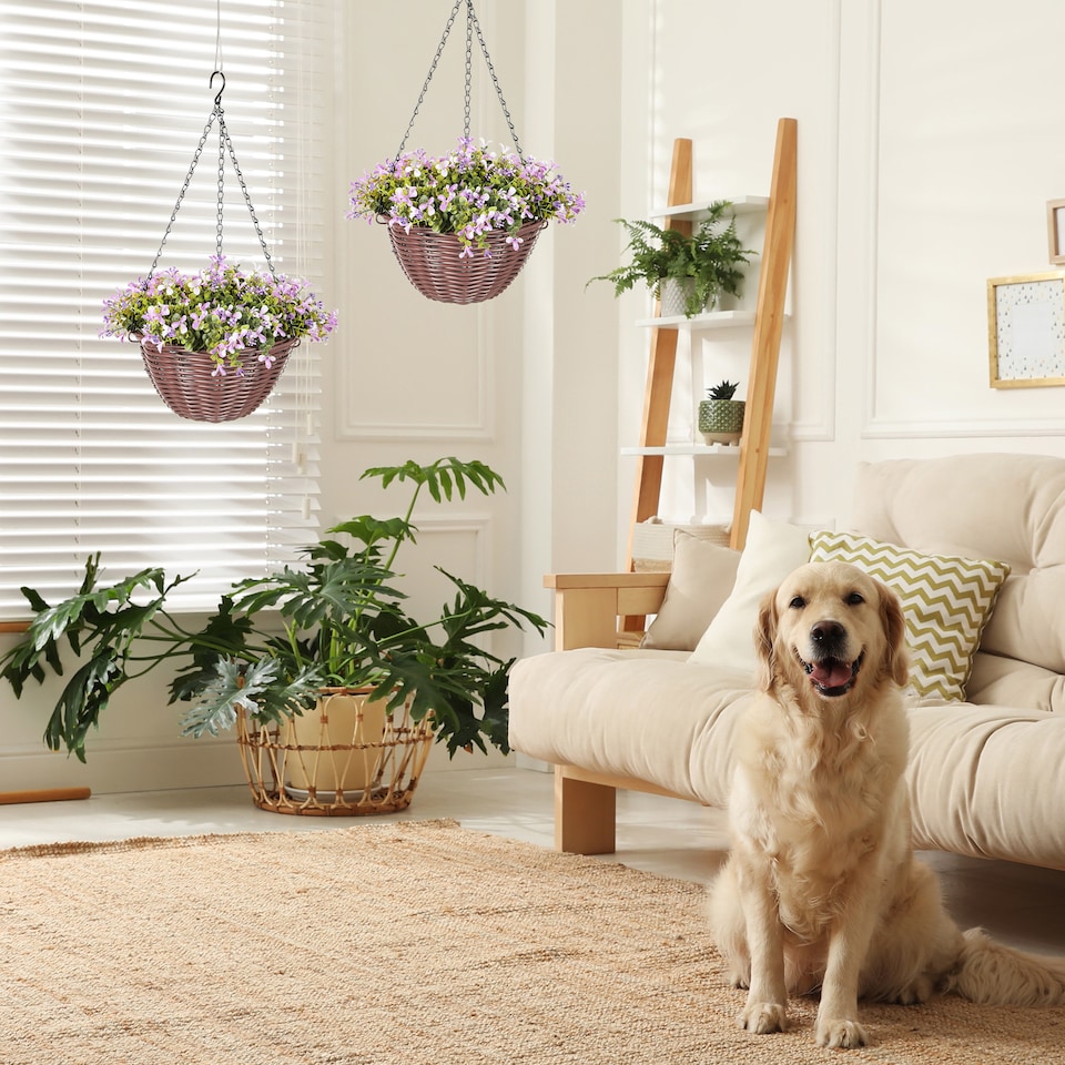 image 1 of HOMCOM Artificial Flowers in Basket Set of 2 with 75 Leaves and 15 Flowers | Purple | Purple