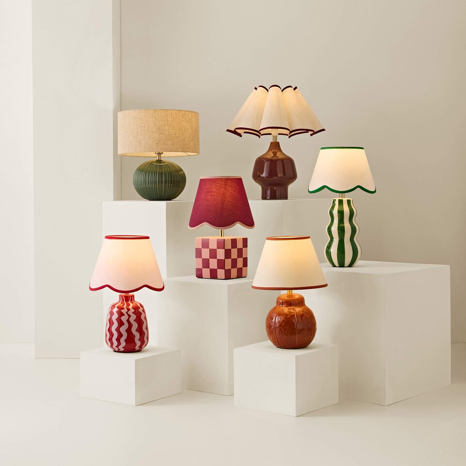 image 1 of ValueLights Jamie Burgundy Ceramic Table Lamp Scallop Trim Shade and Bulb