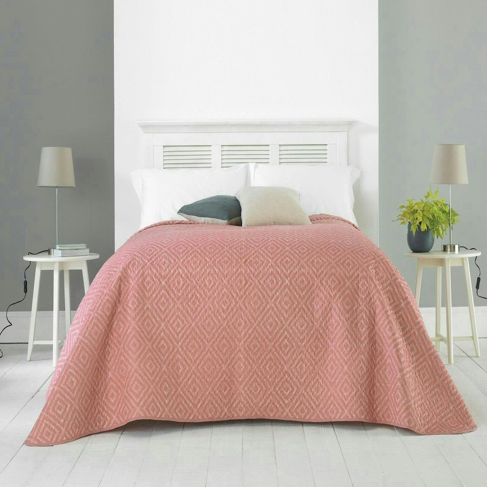 image 1 of Eve Blush Bedspread