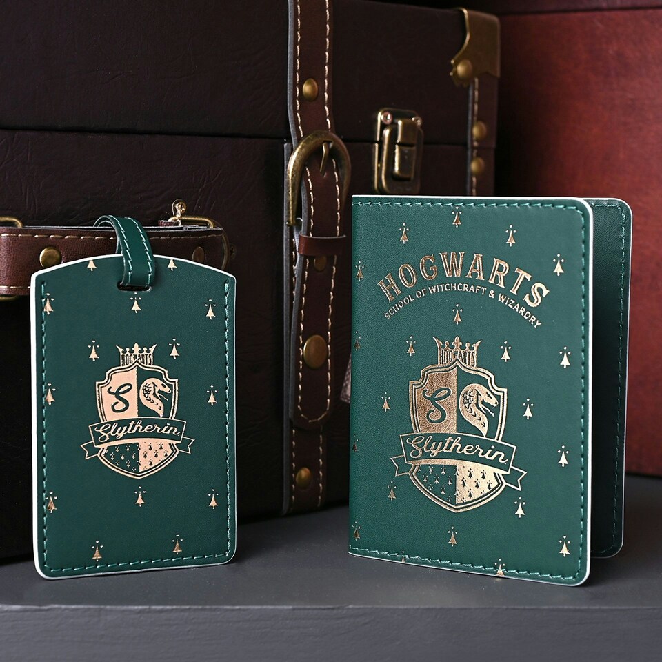 image 1 of Warner Bros Harry Potter Alumni Passport Holder & Luggage Tag - Slytherin