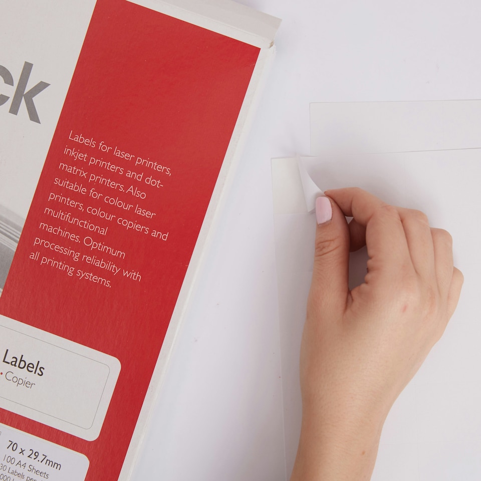 image 1 of Blick 30Up, 70mm x 29.7mm, Rectangular, White, 3000 Labels