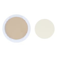 MAC Lightful C+ Coral Grass Foundation NC37 N/A