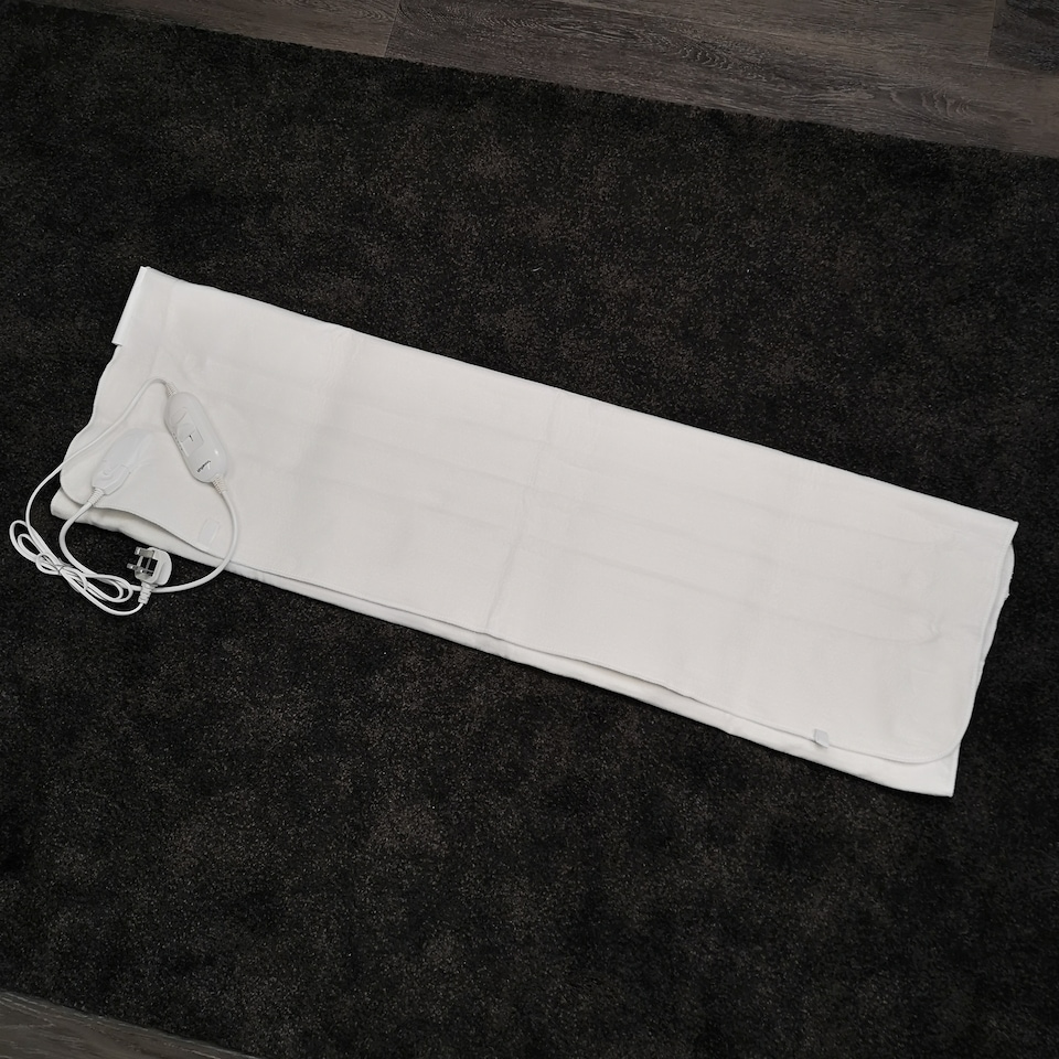 image 1 of 120cm 60W Double White Electric Blanket with Temperature Settings