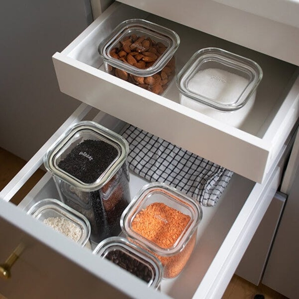 image 1 of Pebbly Square 2200ml Glass Food Container With Glass Lid