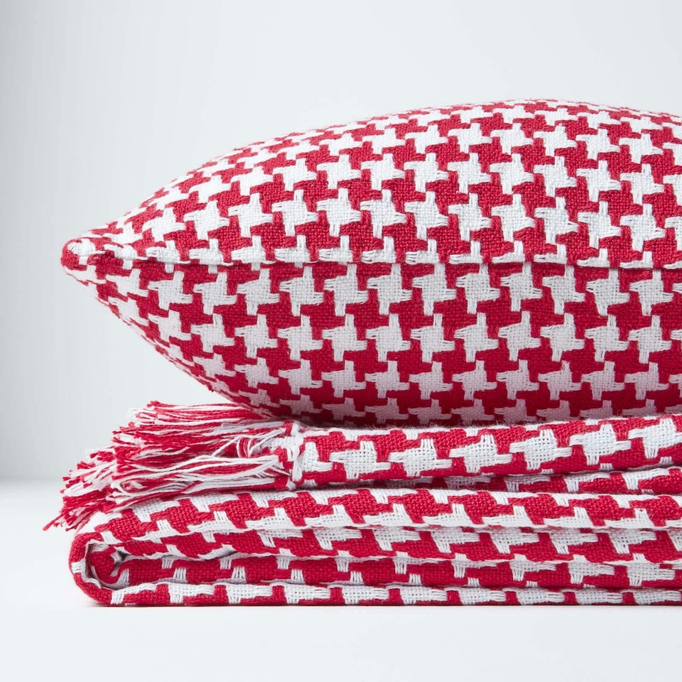 image 1 of Homescapes Houndstooth Cotton Cushion Cover Red - 60 x 60 cm | Red | Red | 60 x 60 cm