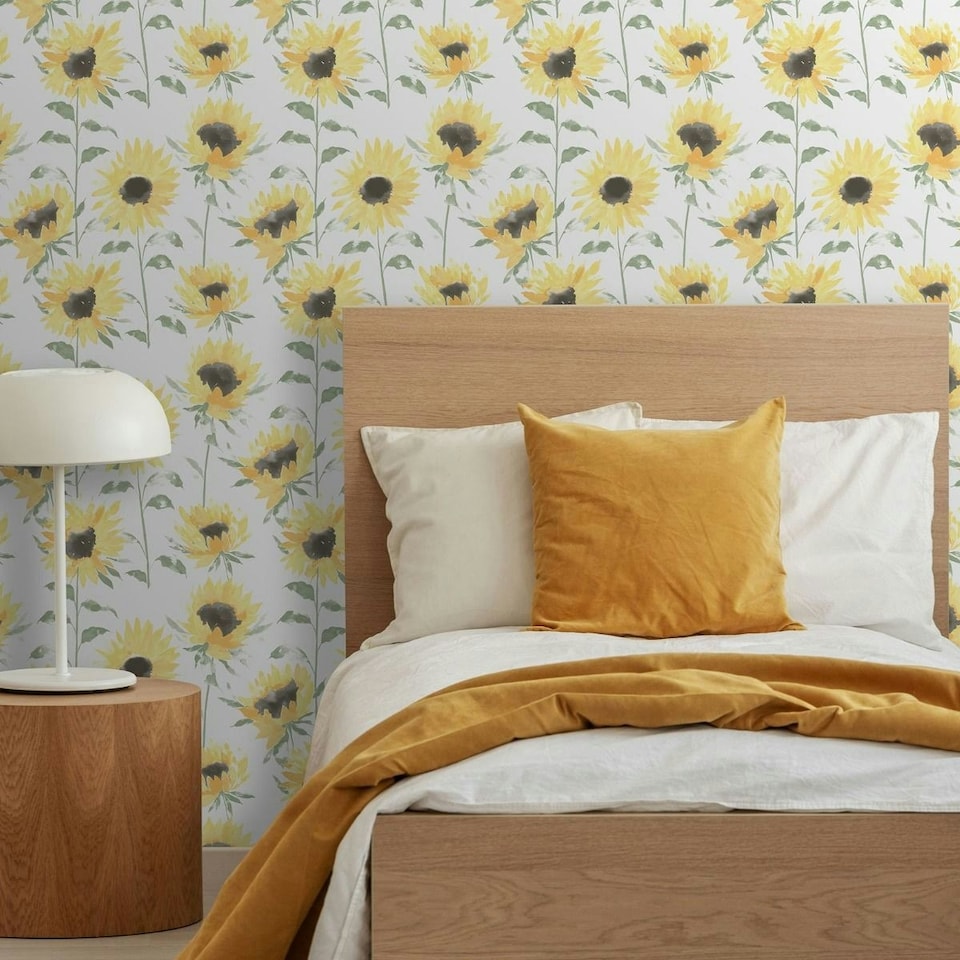 image 1 of Catherine Lansfield Sunflower Wallpaper - Yellow/White - 10m x 53cm Yellow