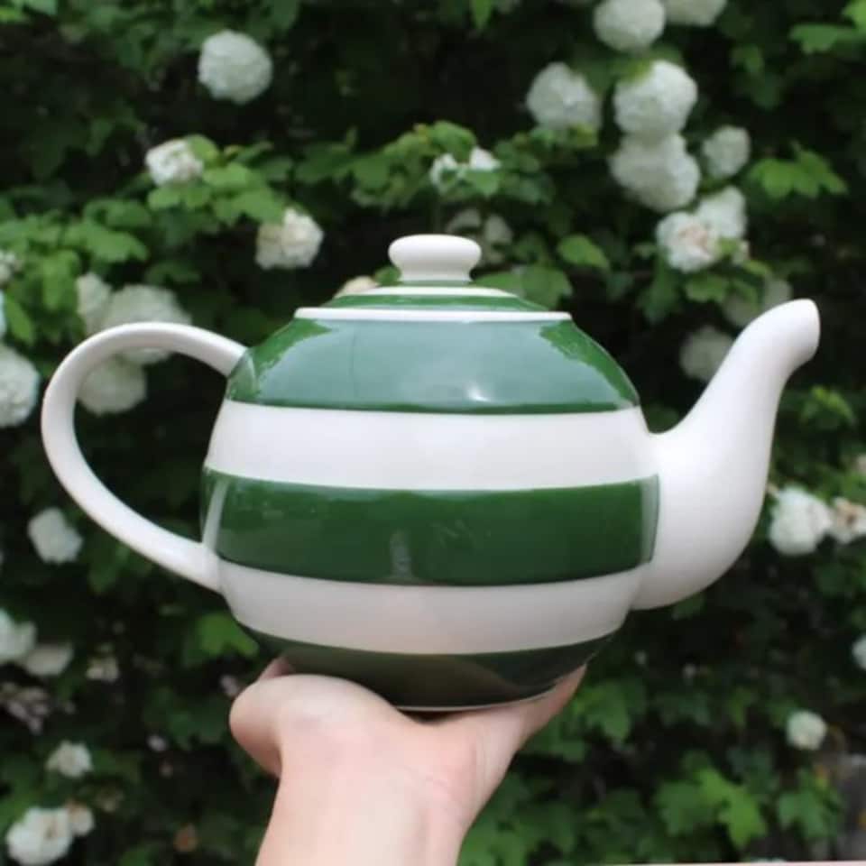 image 1 of Tea Pot: 4 Cup Betty Teapot Cornishware Adder Green