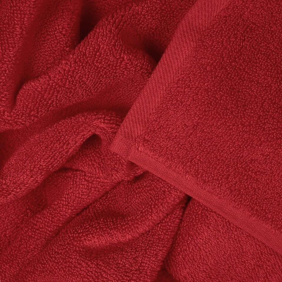 image 1 of Luxury Zero Twist Egyptian Cotton Bath Towels 70 x 120cm - Pack of 2 Red | Cranberry | Bath towel