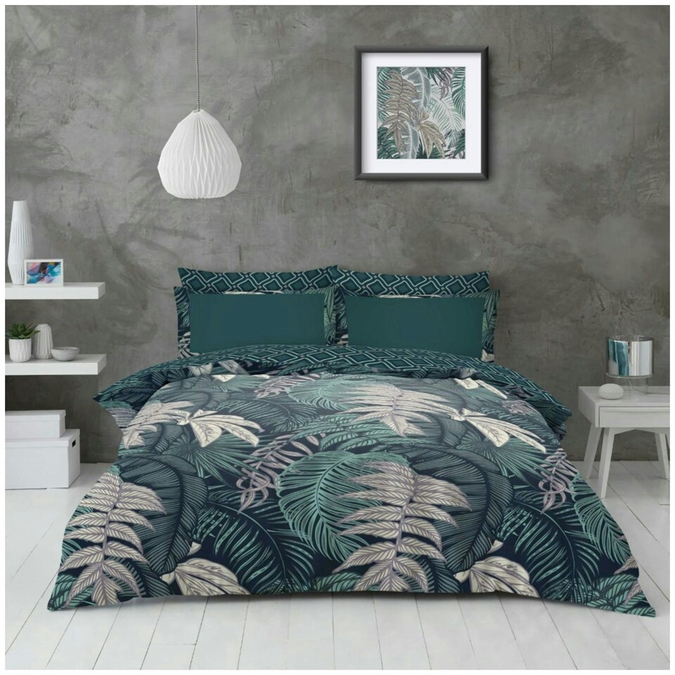image 1 of VELVETIO Palms Complete Duvet Cover Set with Fitted Sheet Breathable Bedding Quilt Green | Double
