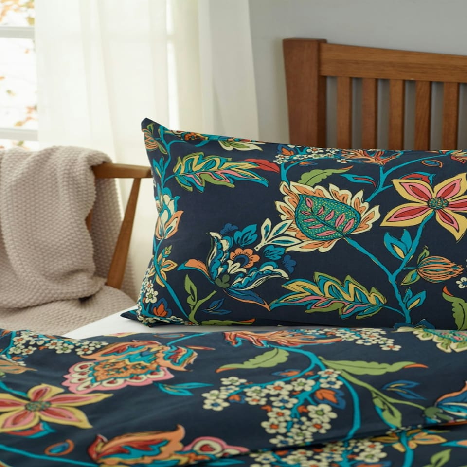 image 1 of Jamboree Trail Soft Floral Duvet Cover Set – 200 Thread Count Cotton Rich Bedding Multi | navy | Single
