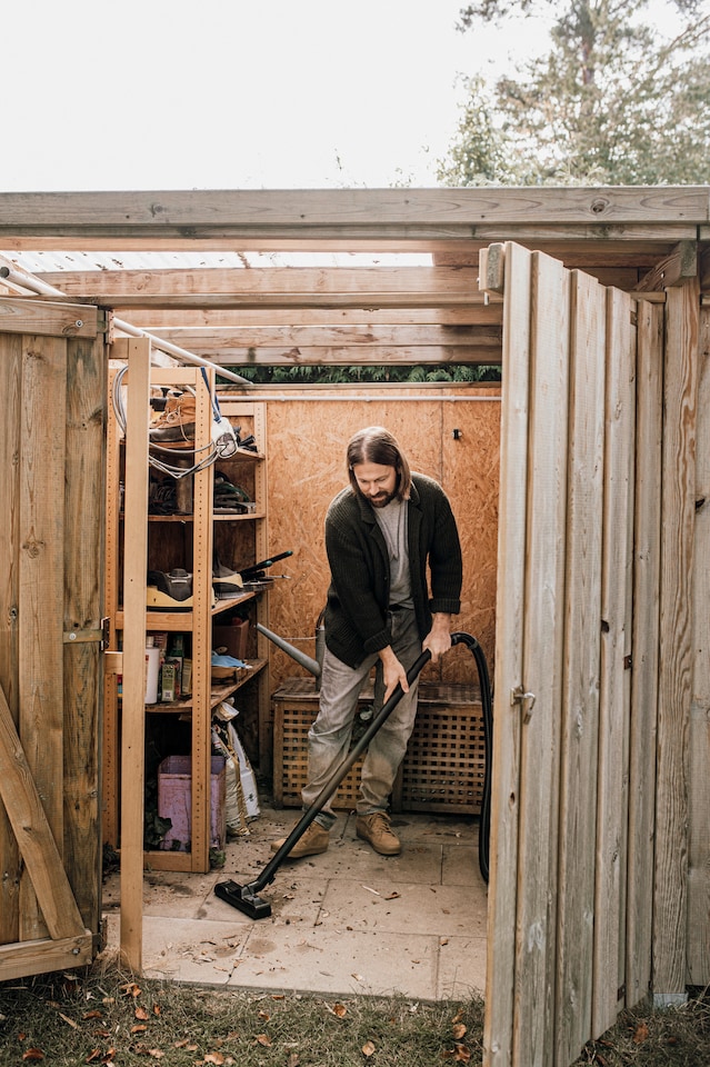 image 1 of Kärcher WD 5 Wet and Dry Vacuum