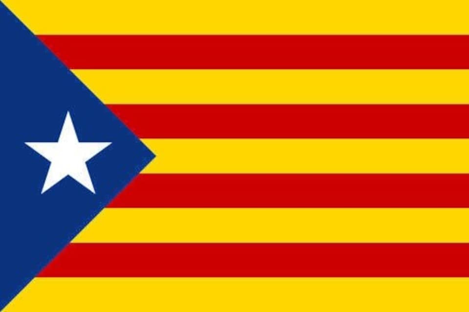 image 1 of Estelada Catalunya Flag 5ft X 3ft