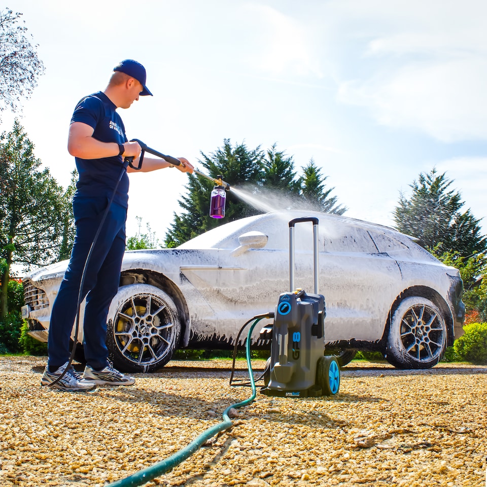 image 1 of Gorilla Power GP8 Semi-Professional Electric Pressure Washer