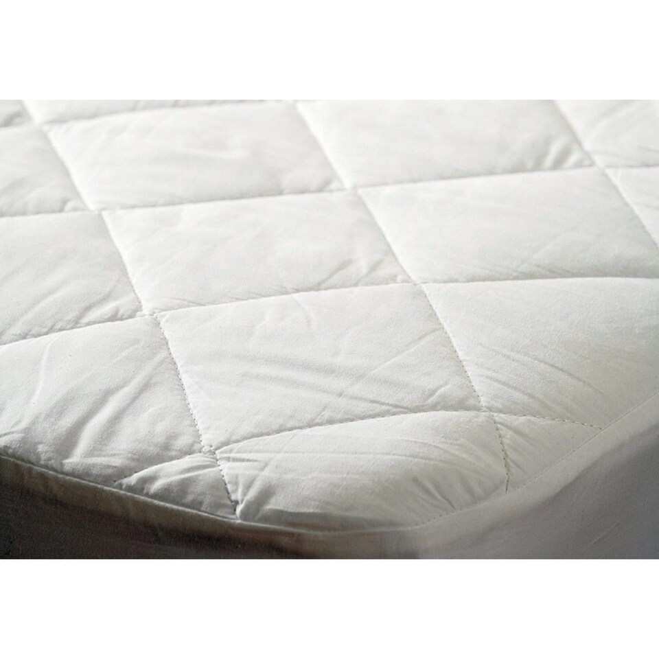Belledorm Waterproof Mattress Protector - White - Single