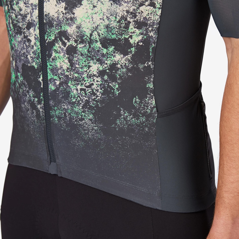 image 1 of Decathlon Unisex short-sleeved road cycling jersey for long distance, EDR ULTRA