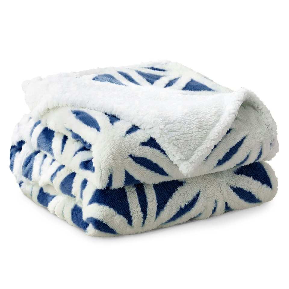 Velosso Orbit Tufted Sherpa Reverse Throw - 127cm x 152cm | Blue