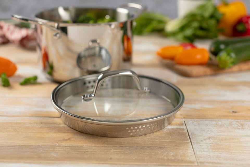 image 1 of ALLROUND Plus Casserole with draining lid 3.7L 20cm | Silver | 1