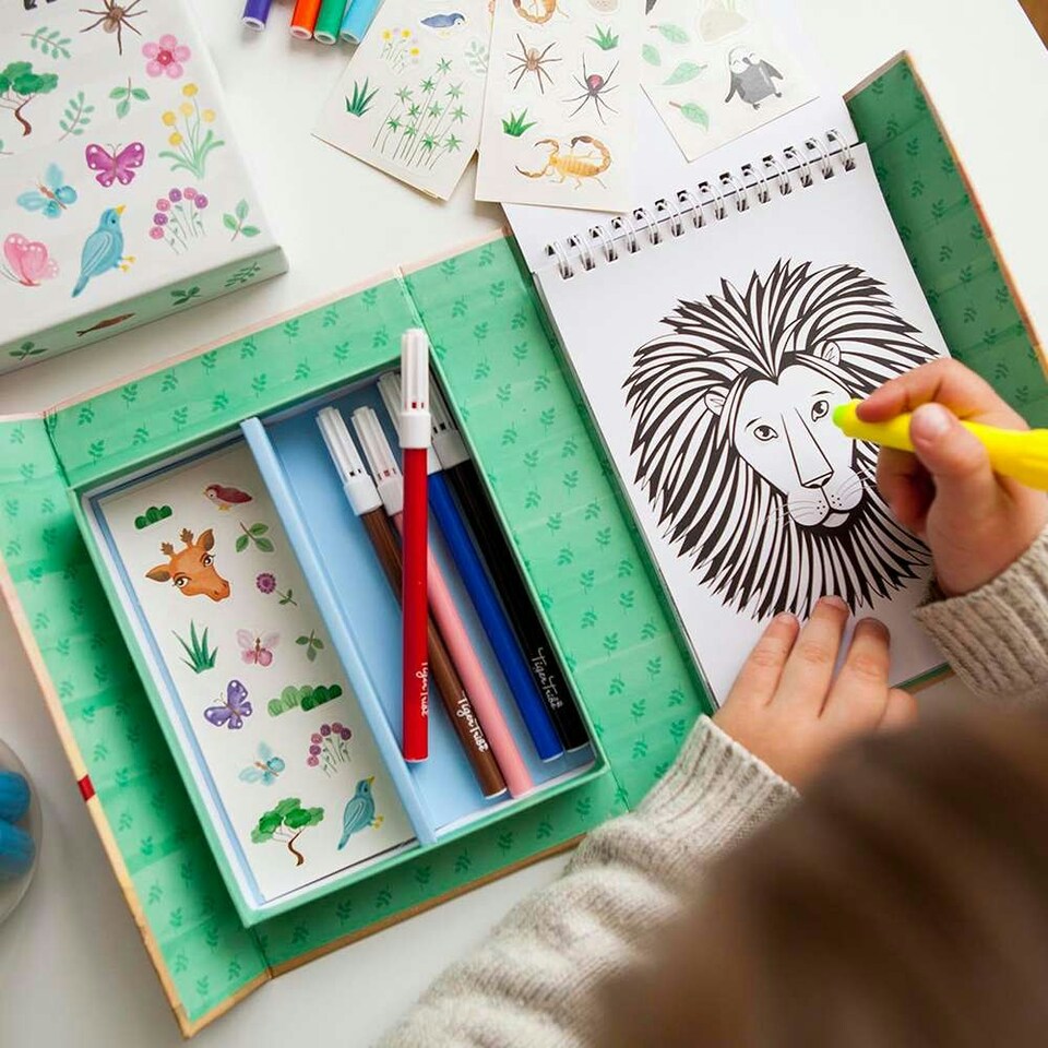 image 1 of Colouring Set - Animal All-Stars A5