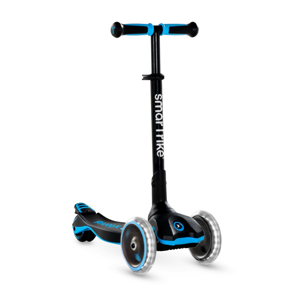 image 1 of smarTrike Extend 3 Stage Scooter - Blue