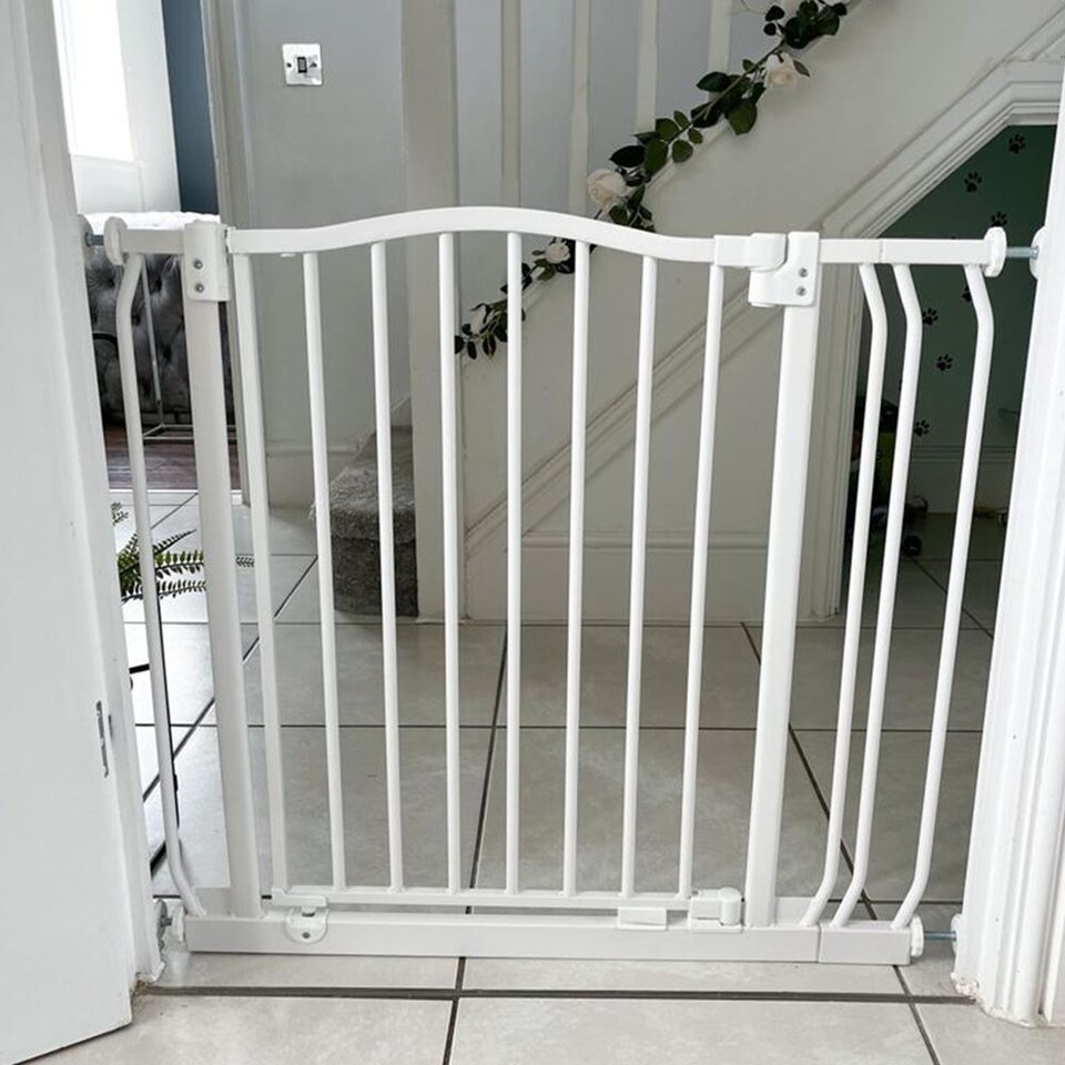image 1 of Safetots Extra Tall Curved Top Safety Gate, 116cm - 125cm, Matt White, Extra Tall 100cm in Height, Pressure Fit Stair Gate, Baby Gate for Doors Hallways and Spaces, Safety Barrier, Easy Installation