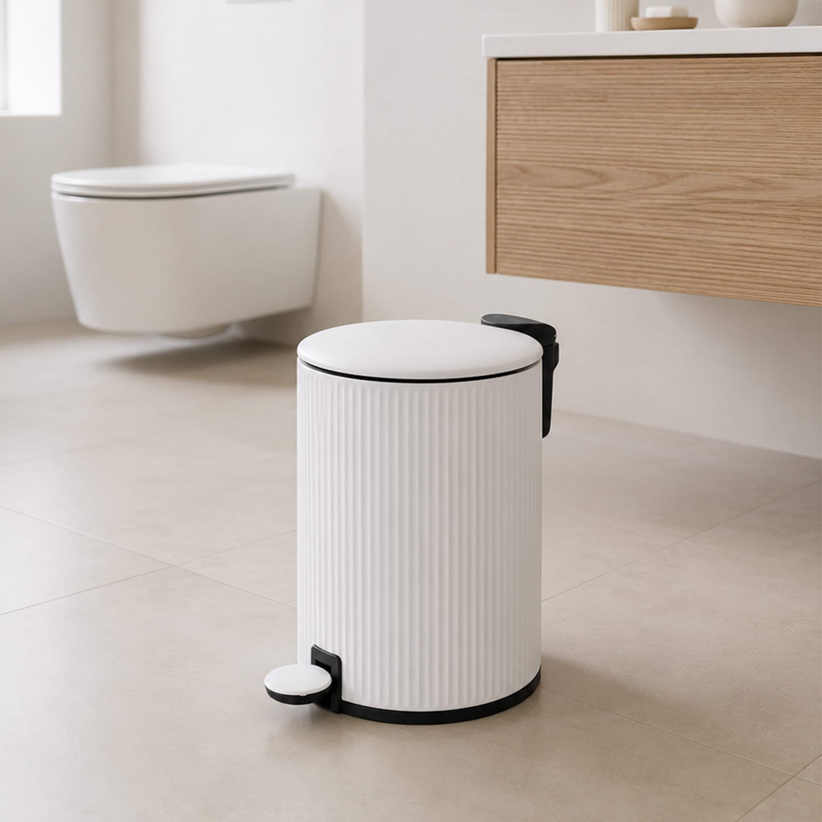 Showerdrape Alpini Round Ribbed 3L Soft Close Pedal Bin in White